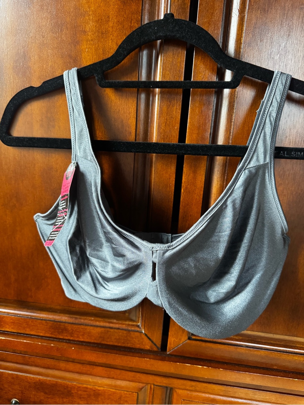 Smooth Support Full-Coverage Underwire Bra in Silver